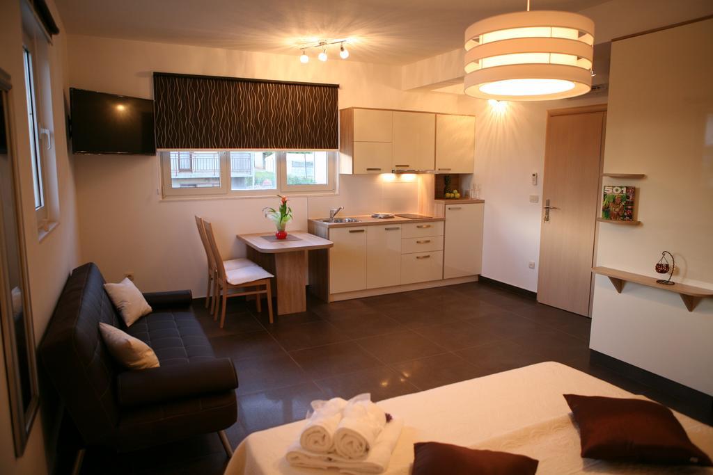 טרוגיר Apartments Sanja מראה חיצוני תמונה