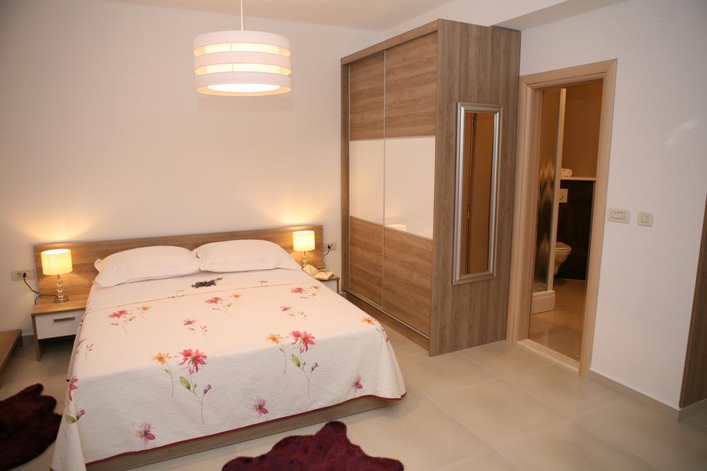 טרוגיר Apartments Sanja מראה חיצוני תמונה